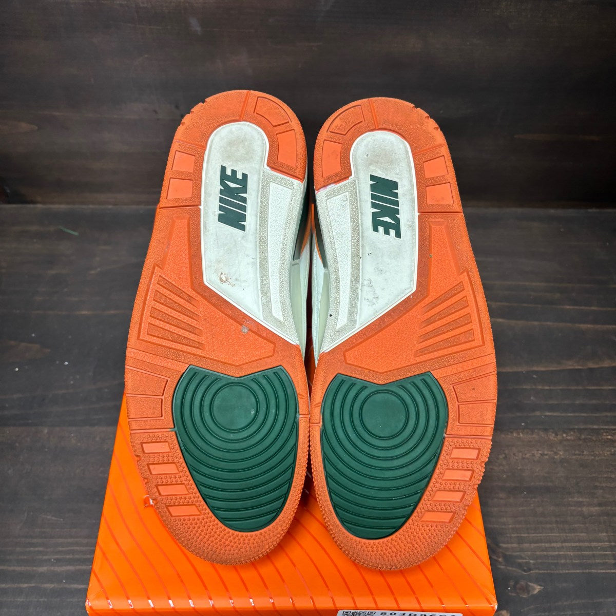 Jordan 3 Retro SP SoleFly Miami Size 9.5 (Pre-Owned) - Image 6