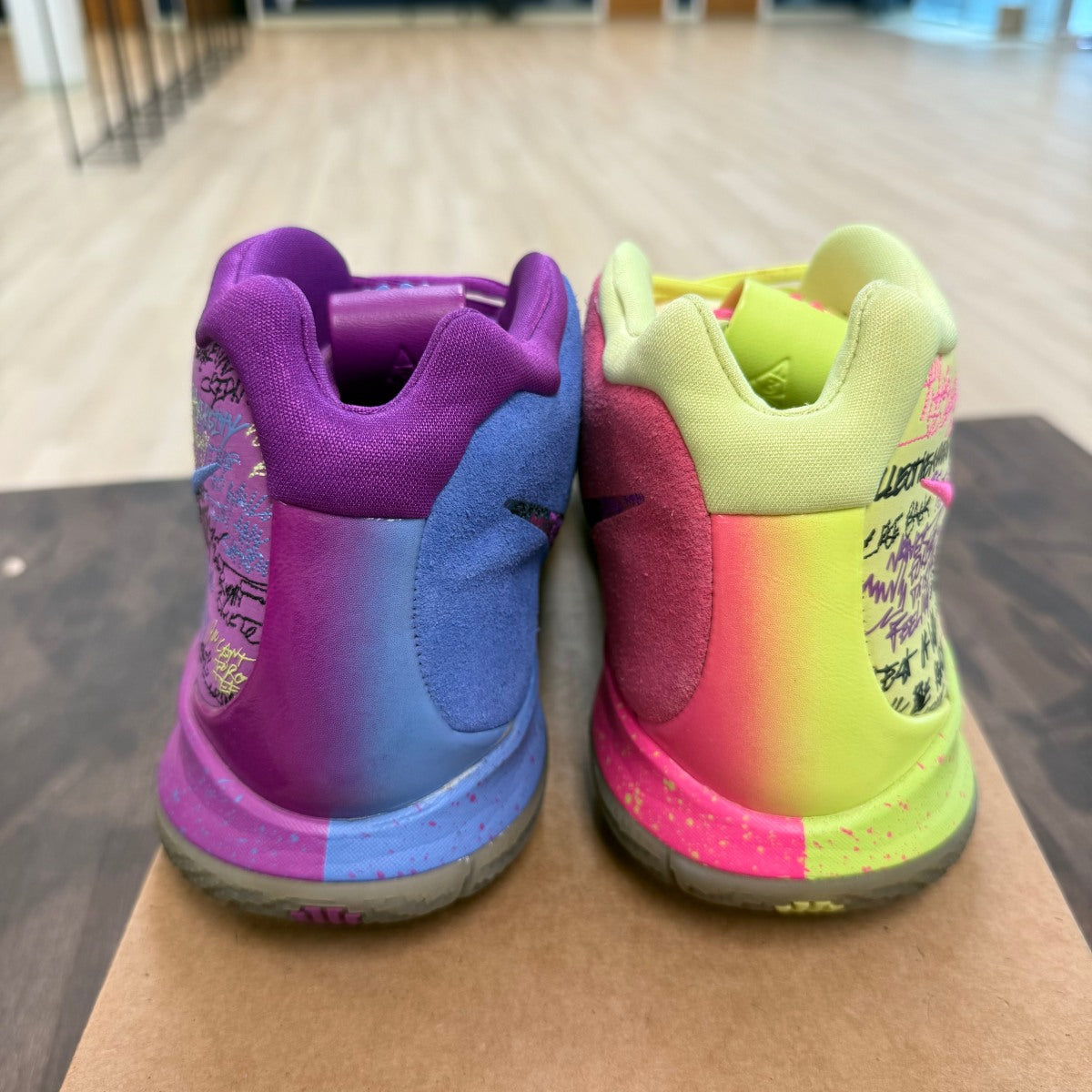 Nike Kyrie 4 Confetti Size 12 (Pre-Owned) - Image 6