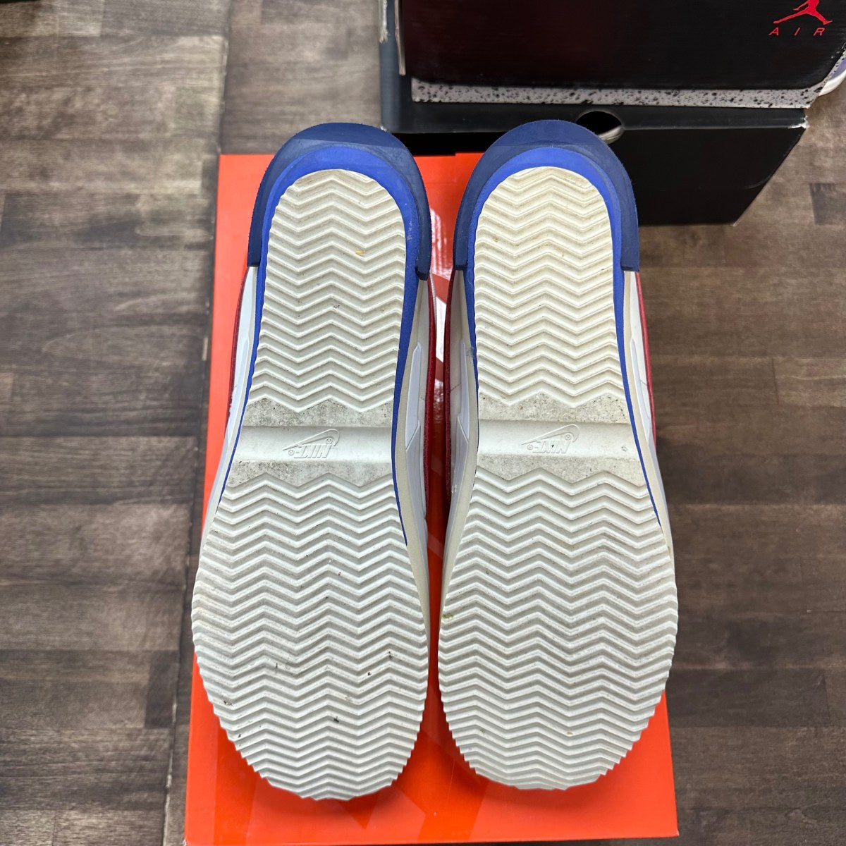 Nike Zoom Cortez SP sacai White University Red Blue - Image 5