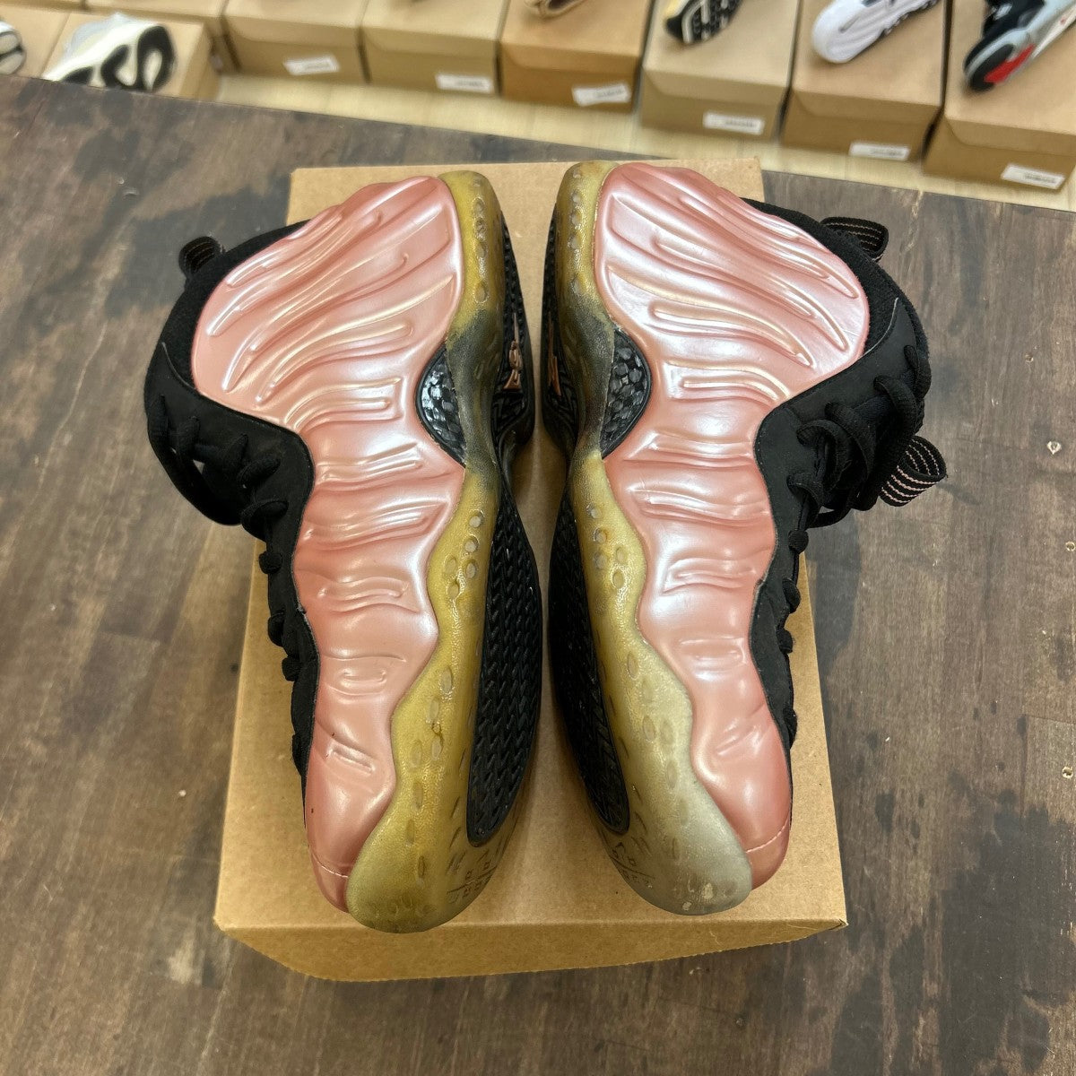 Nike Air Foamposite One Pearlized Pink Size 9.5 (Pre-Owned) - Image 3