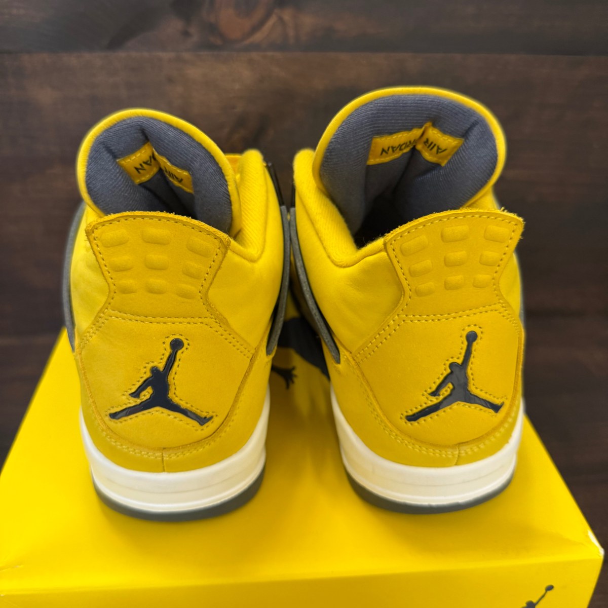Jordan 4 Retro Lightning (2021) - Image 3