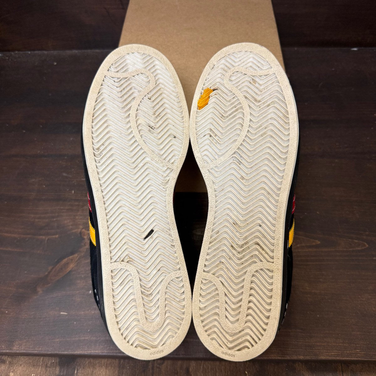Adidas Superstar 'Miami Heat' Size 11 (Pre-Owned) - Image 6