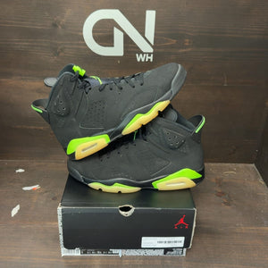 Jordan 6 Retro Electric Green Size 11 (Pre-Owned) - front
