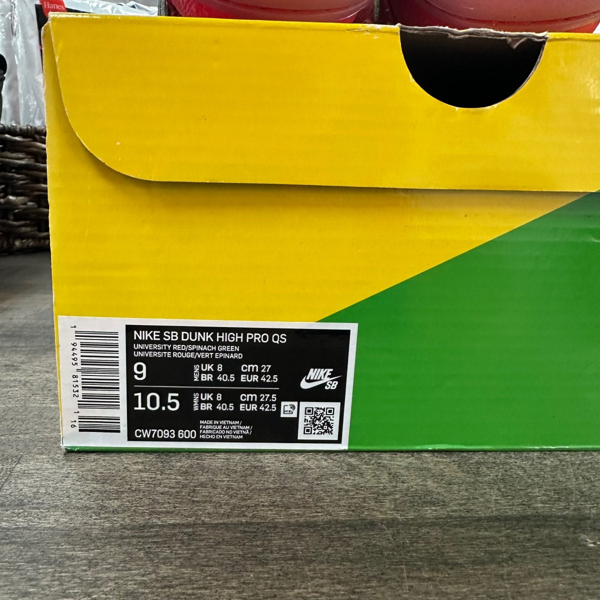 Nike SB Dunk High Strawberry Cough (Regular Box) - Image 6