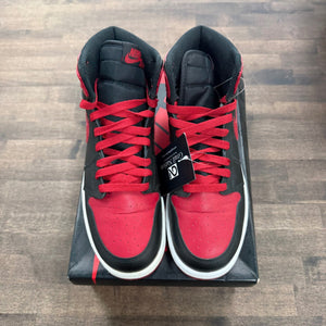 Jordan 1 Retro Bred (2013) (GS) - Image 2