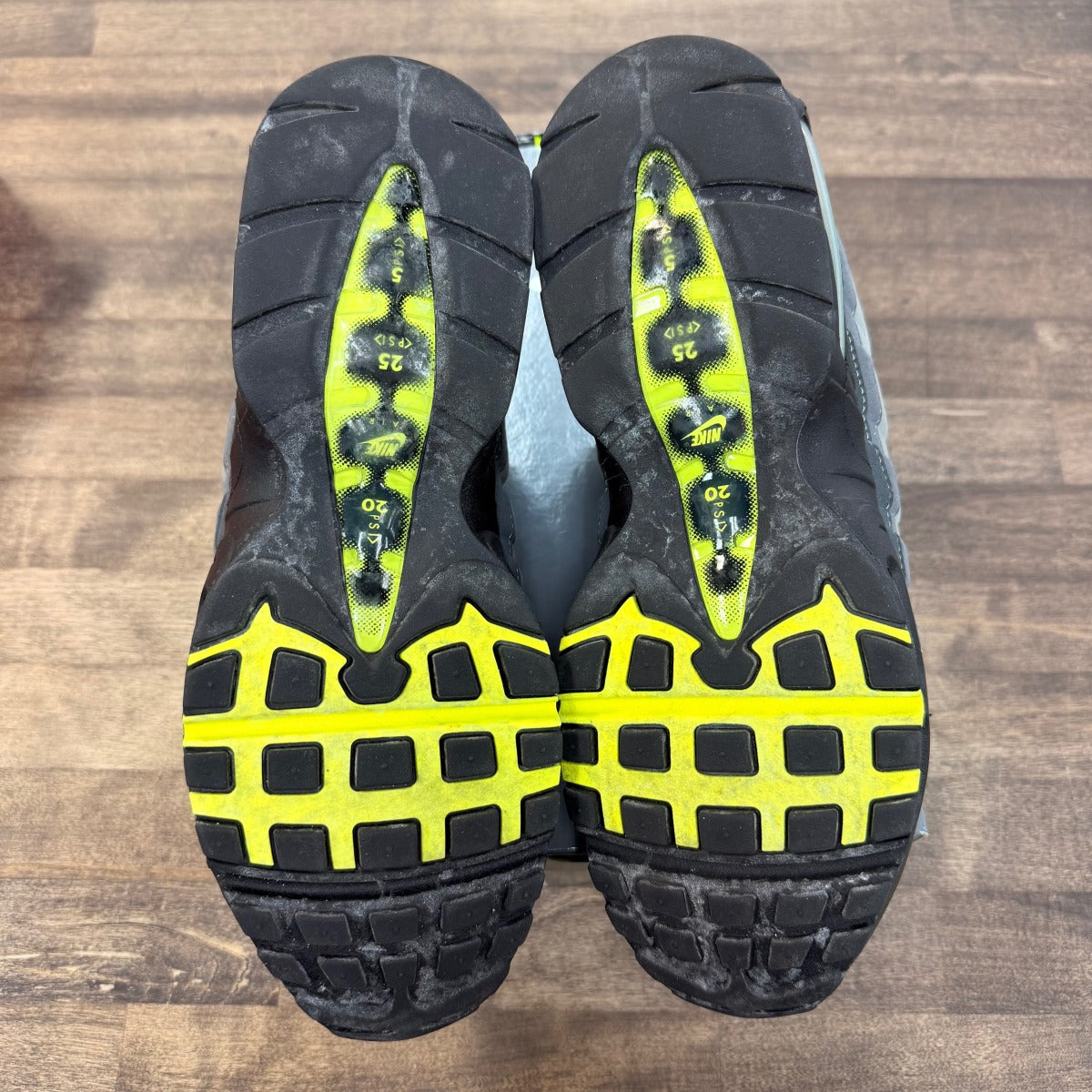Nike Air Max 95 OG Big Bubble Neon (2025/2026) - Image 5
