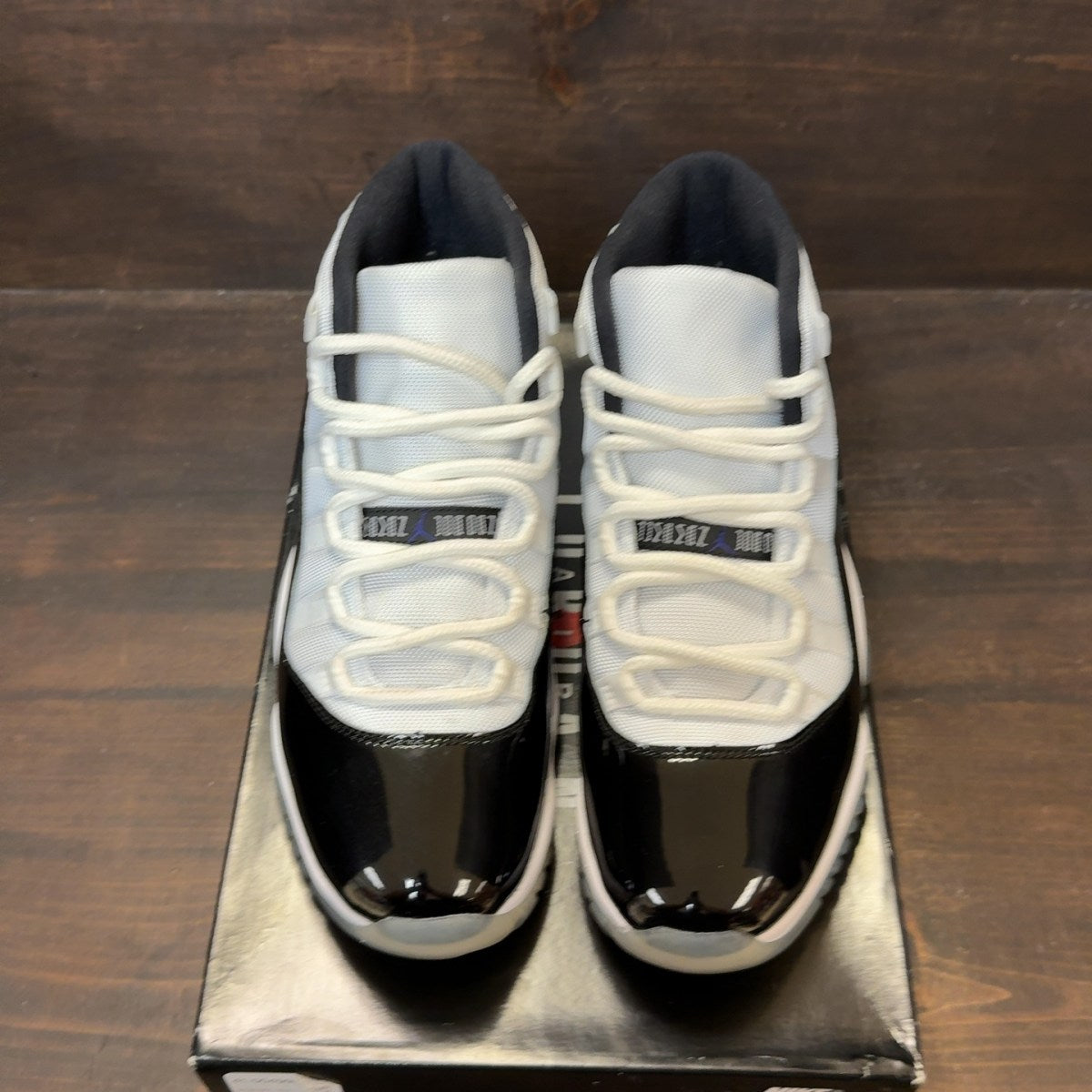 Jordan 11 Retro Concord (2018) - Image 3