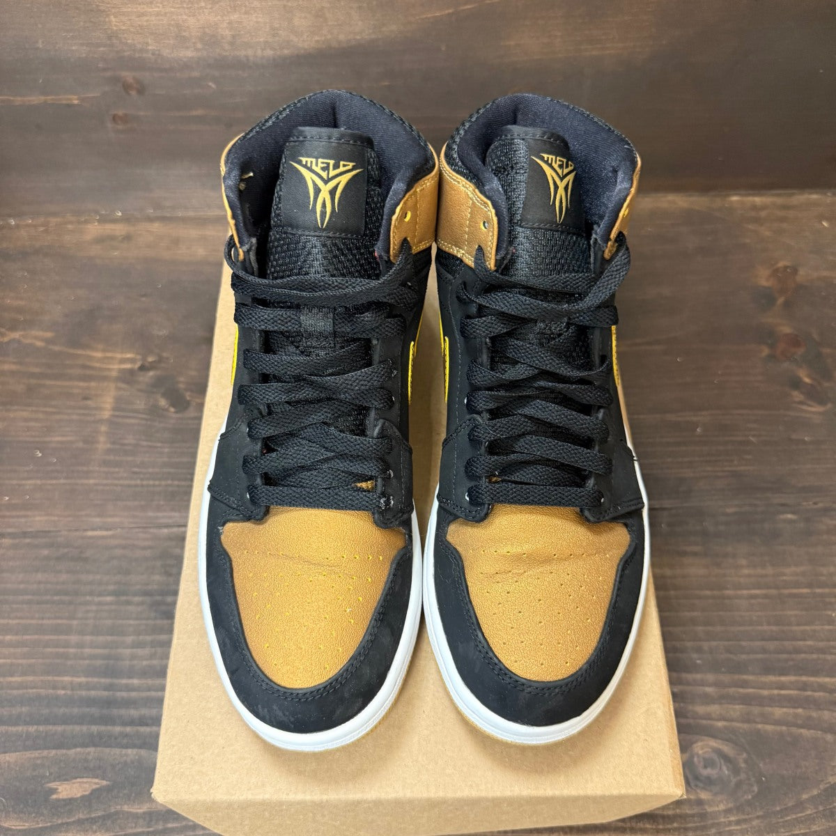 Jordan 1 Retro Melo PE Size 8.5 (Pre-Owned) - Image 3