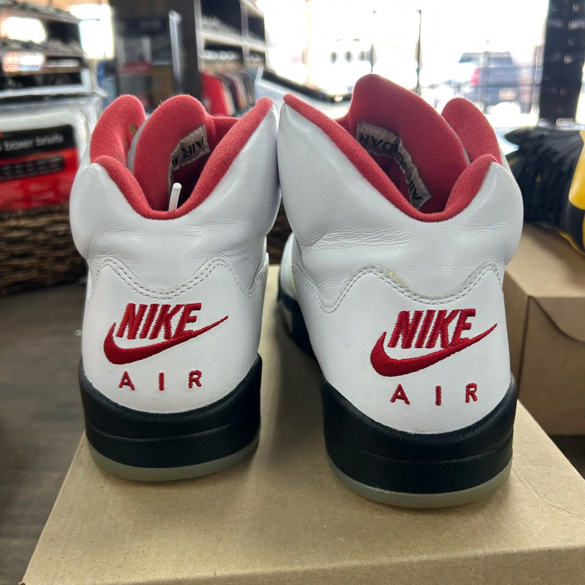 Jordan 5 Retro Fire Red Silver Tongue (2020) Size 9.5 (Pre-Owned) - Image 4