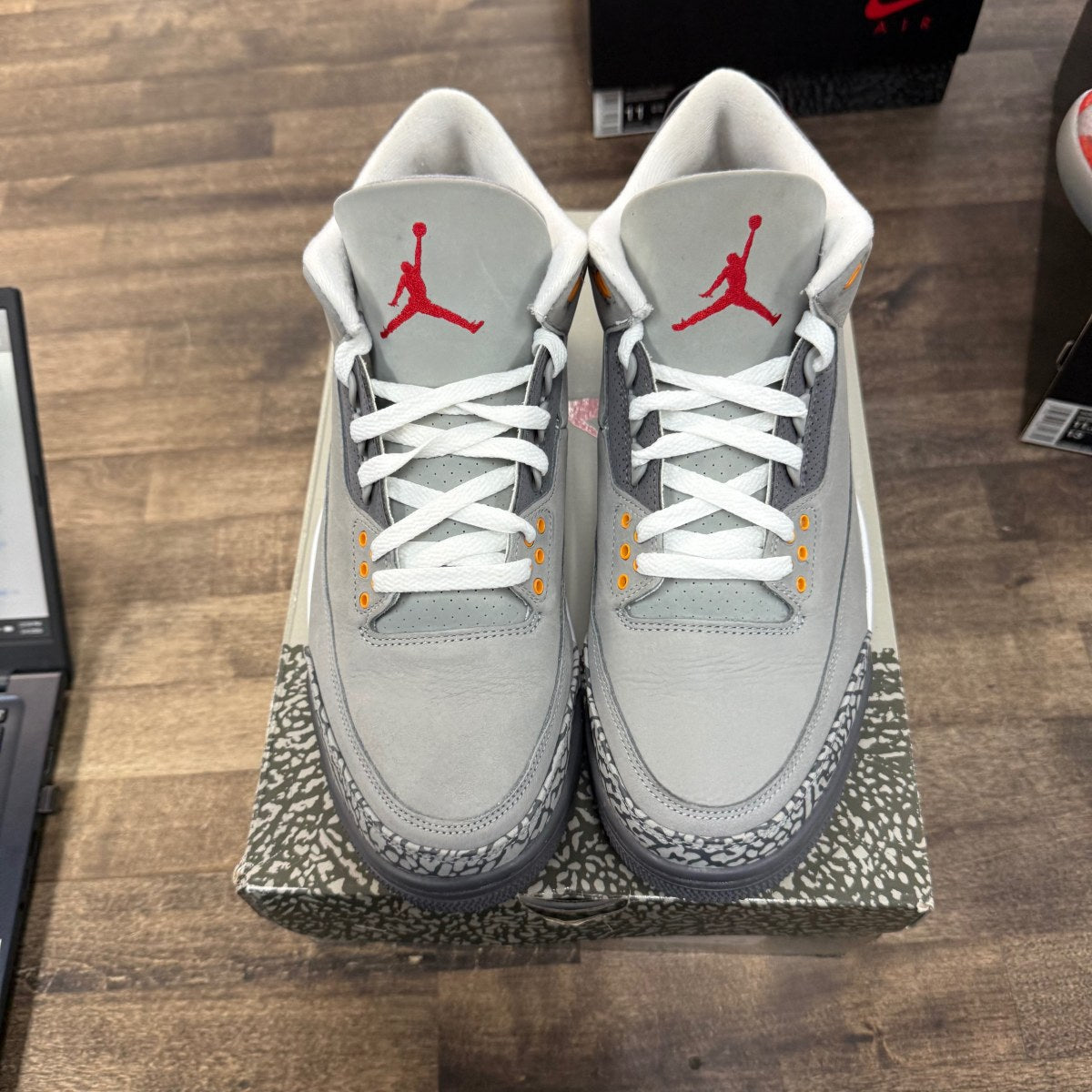 Jordan 3 Retro Cool Grey (2021) - Image 2