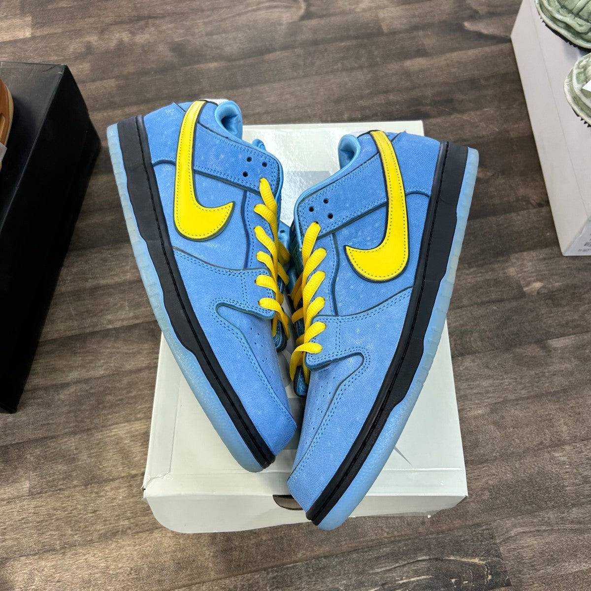 Nike SB Dunk Low The Powerpuff Girls Bubbles - Image 1