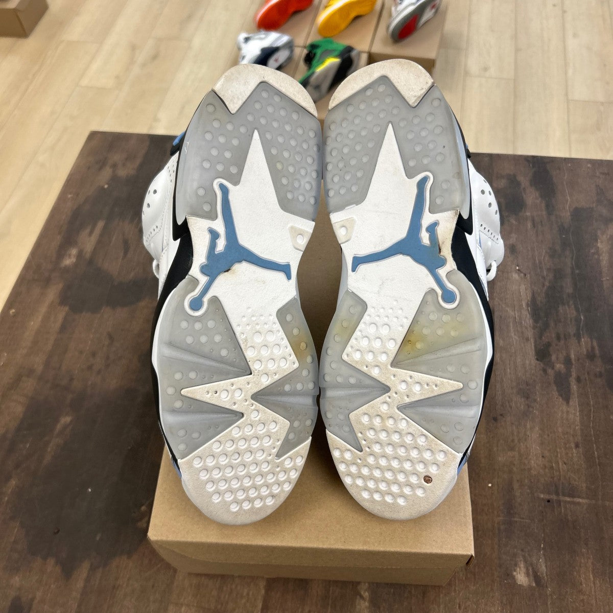 Jordan 6 Retro UNC White Size 10.5 (Pre-Owned) - Image 5