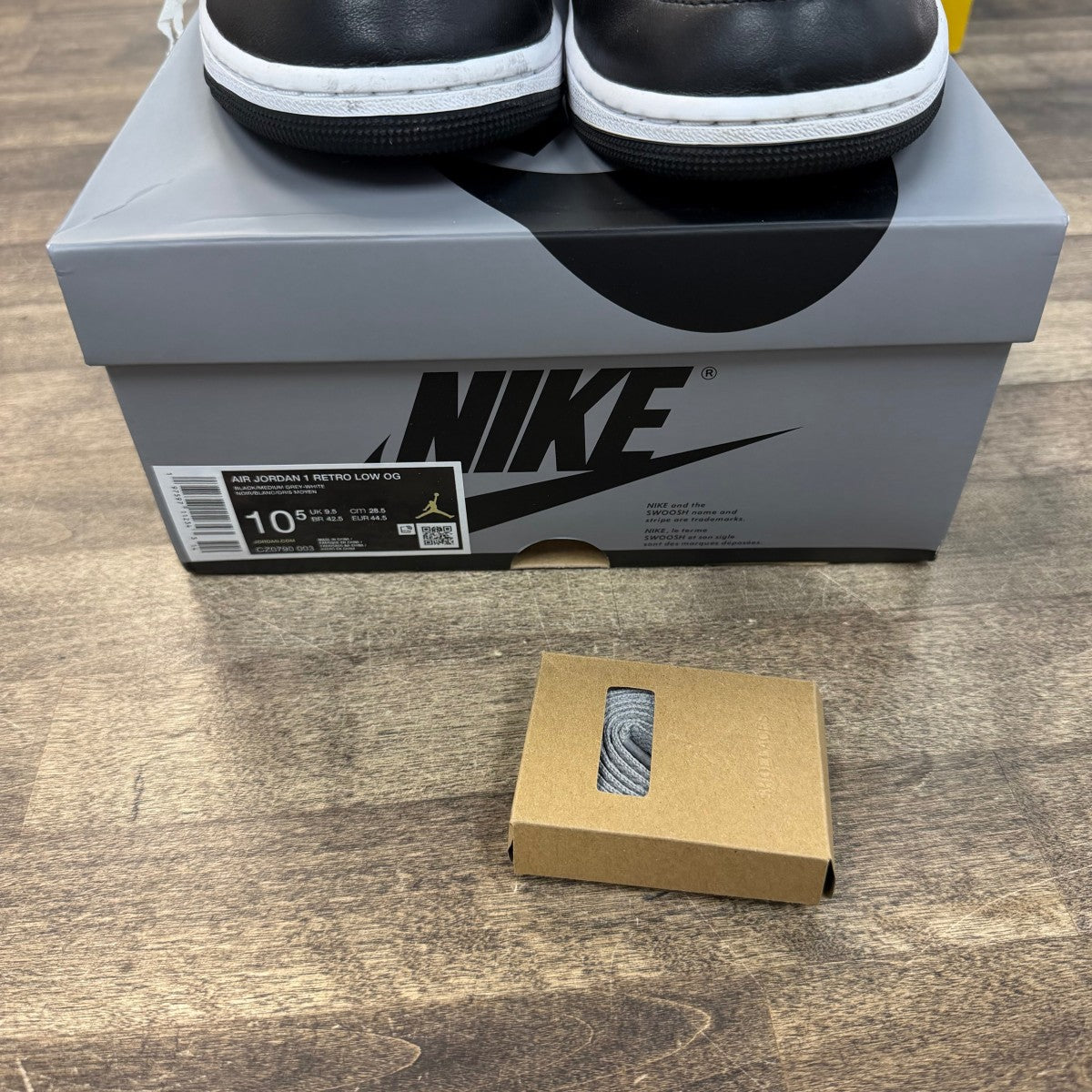 Jordan 1 Retro Low OG Shadow (2024) - Image 6