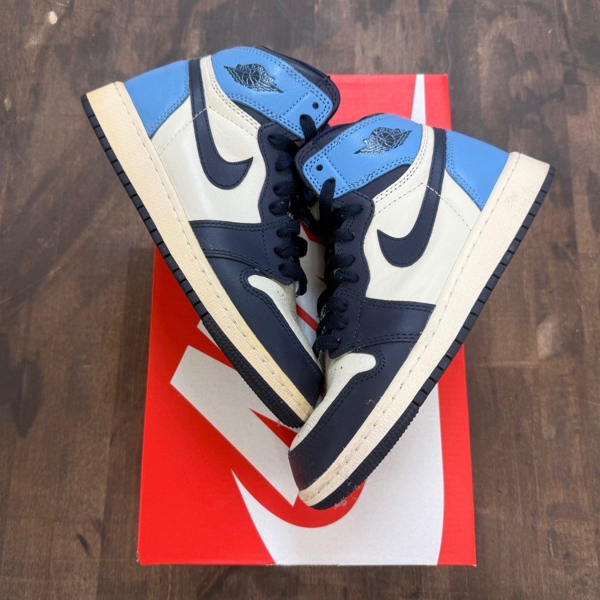 Jordan 1 Retro High Obsidian (GS) Size 4Y (Pre-Owned) - Image 1