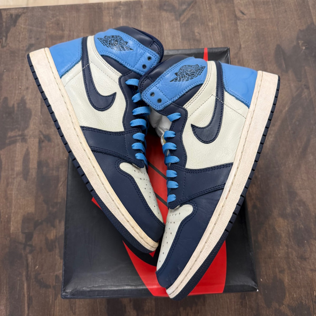 Jordan 1 Retro High Obsidian Size 10.5 (Pre-Owned) - Image 1