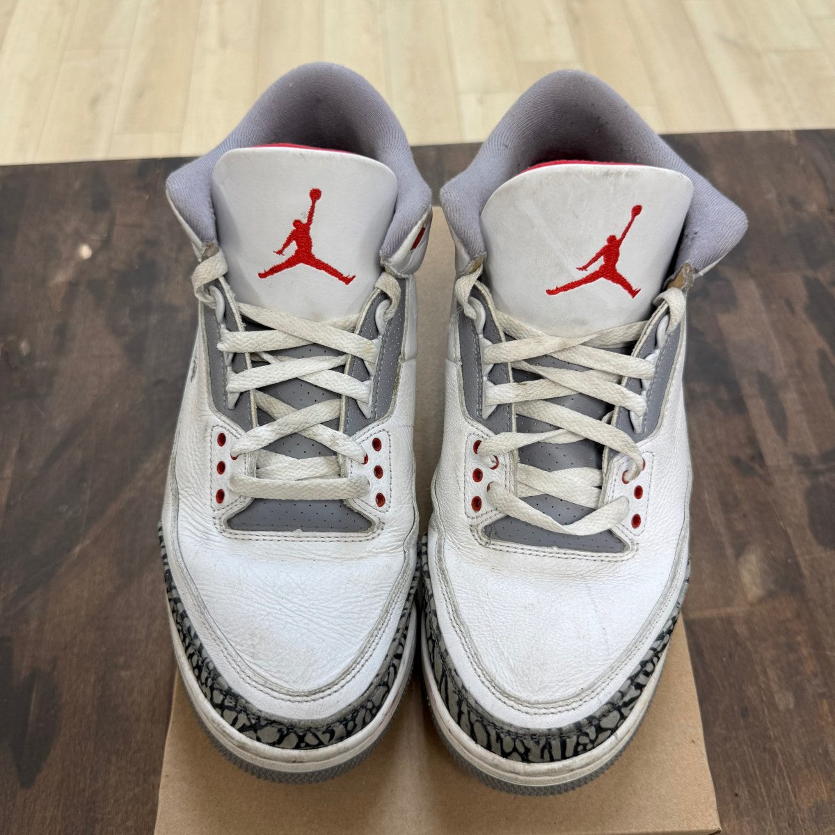 Jordan 3 Retro Fire Red (2022) Size 11.5 (Pre-Owned) - Image 2