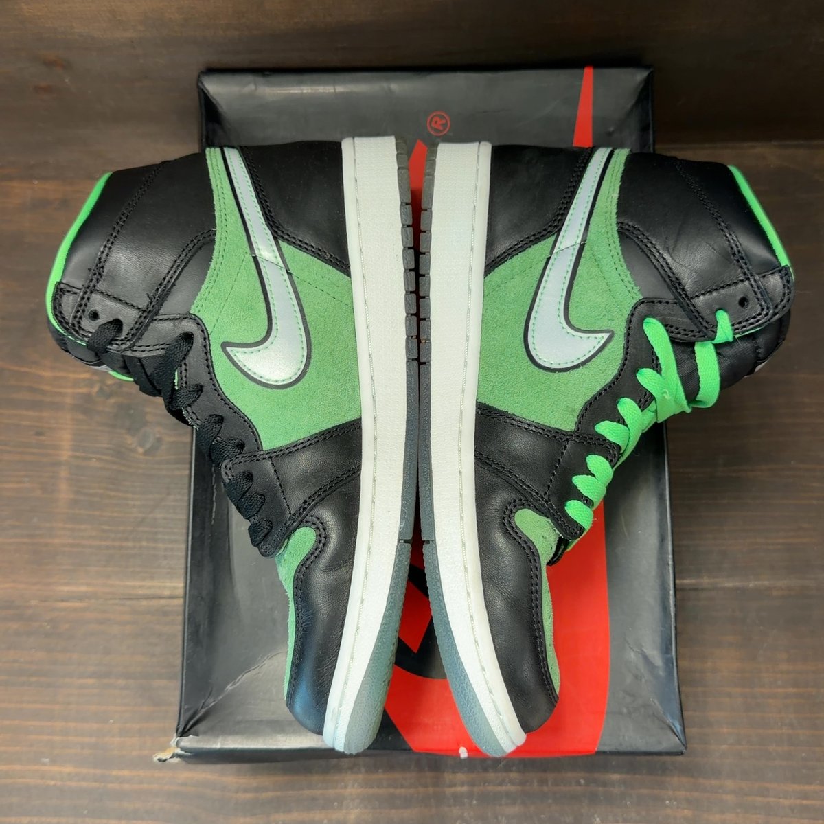 Jordan 1 Retro High Zoom Zen Green Size 8.5 (Pre-Owned) - aux