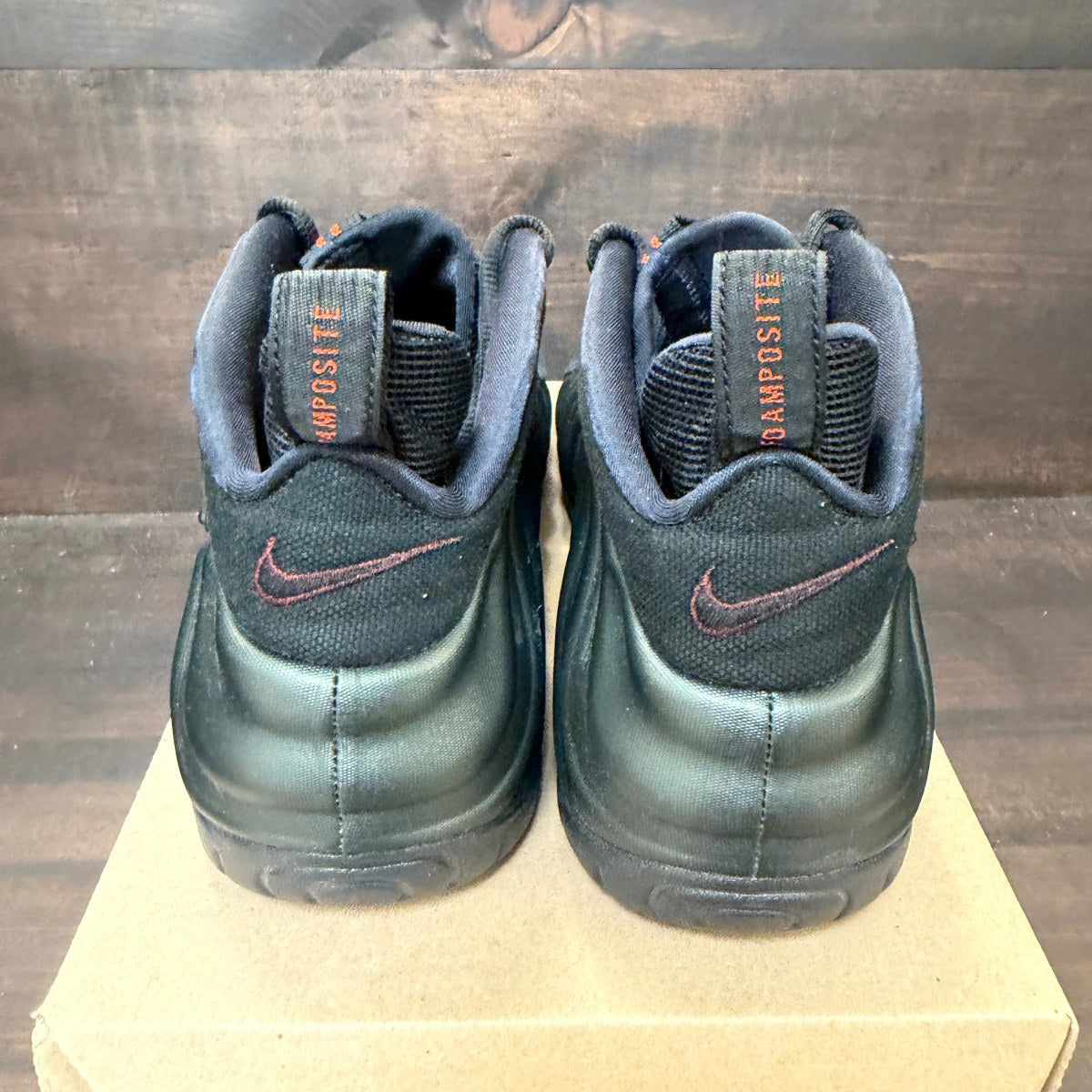 Nike Air Foamposite Pro Sequoia Size 11 (Pre-Owned) - Image 4