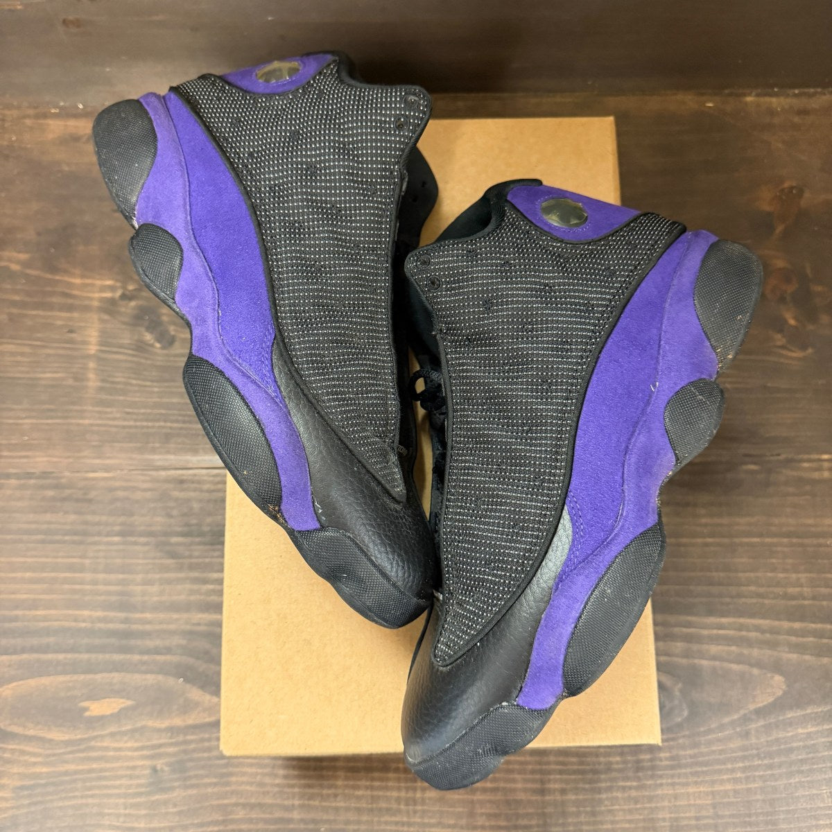 Jordan 13 Retro Court Purple Size 10 (Pre-Owned) - Image 2