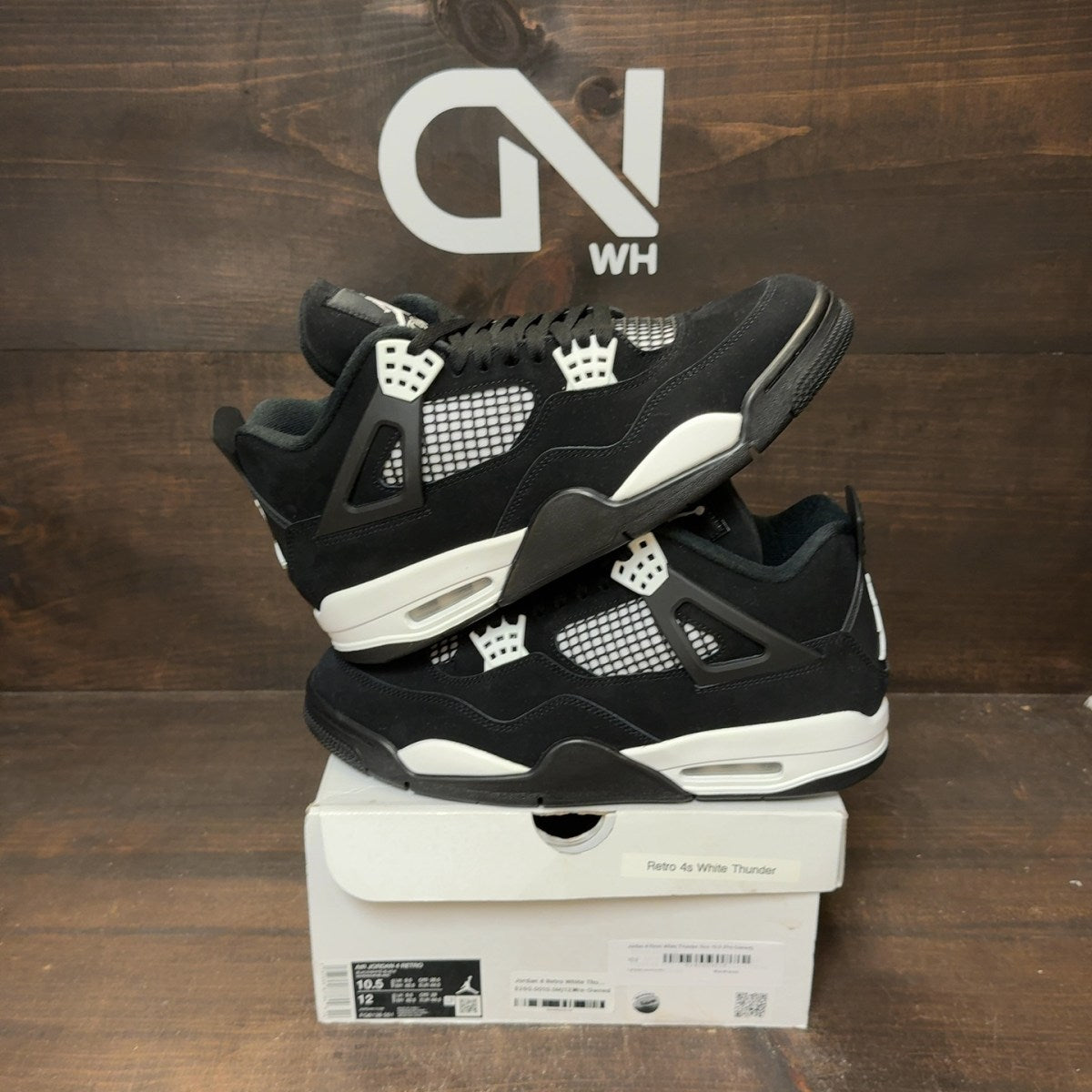 Jordan 4 Retro White Thunder - Image 1