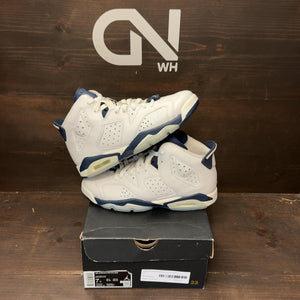 Jordan 6 Retro Midnight Navy (2022) (GS) Size 7Y (Pre-Owned) - front