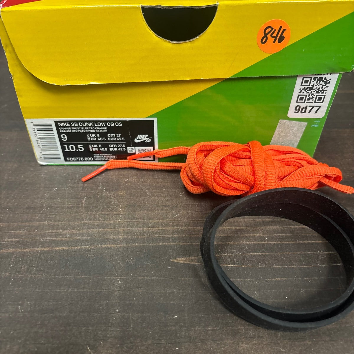 Nike SB Dunk Low Concepts Orange Lobster (Special Box) Size 9 (Pre-Owned)