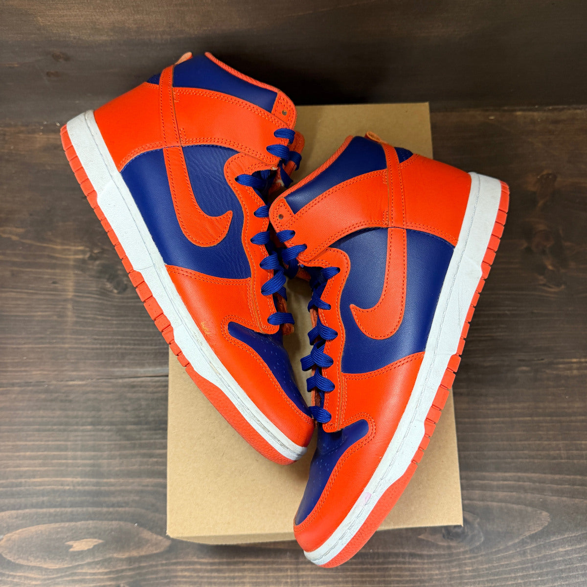 Nike Dunk High Knicks Size 11 (Pre-Owned) - Image 2