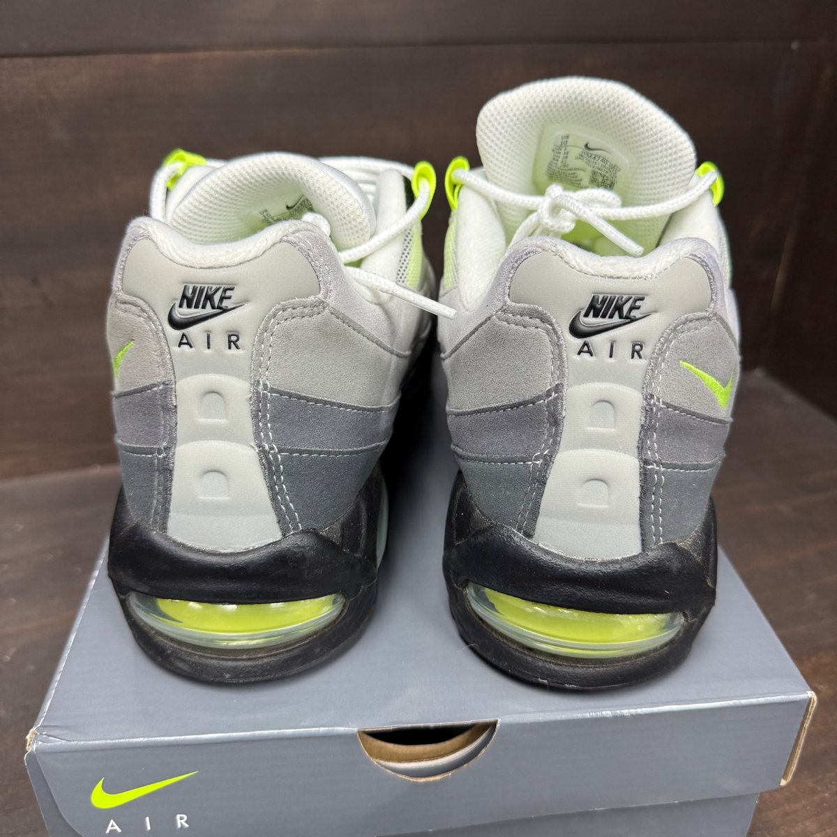 Nike Air Max 95 OG Big Bubble Neon (2025/2026) Size 10 (Pre-Owned) - sole