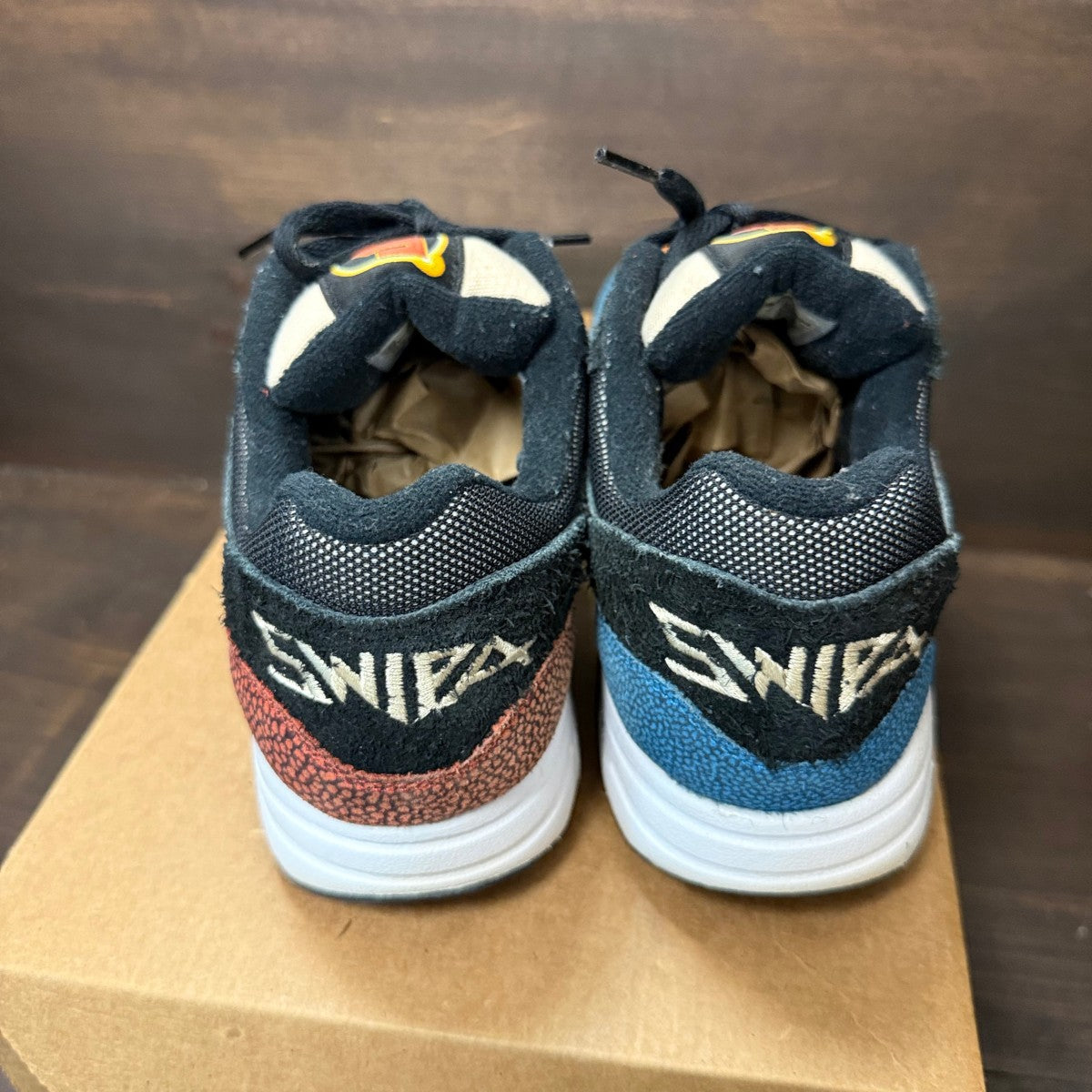Nike Air Max 1 Swipa (GS) Size 7Y (Pre-Owned) - Image 4