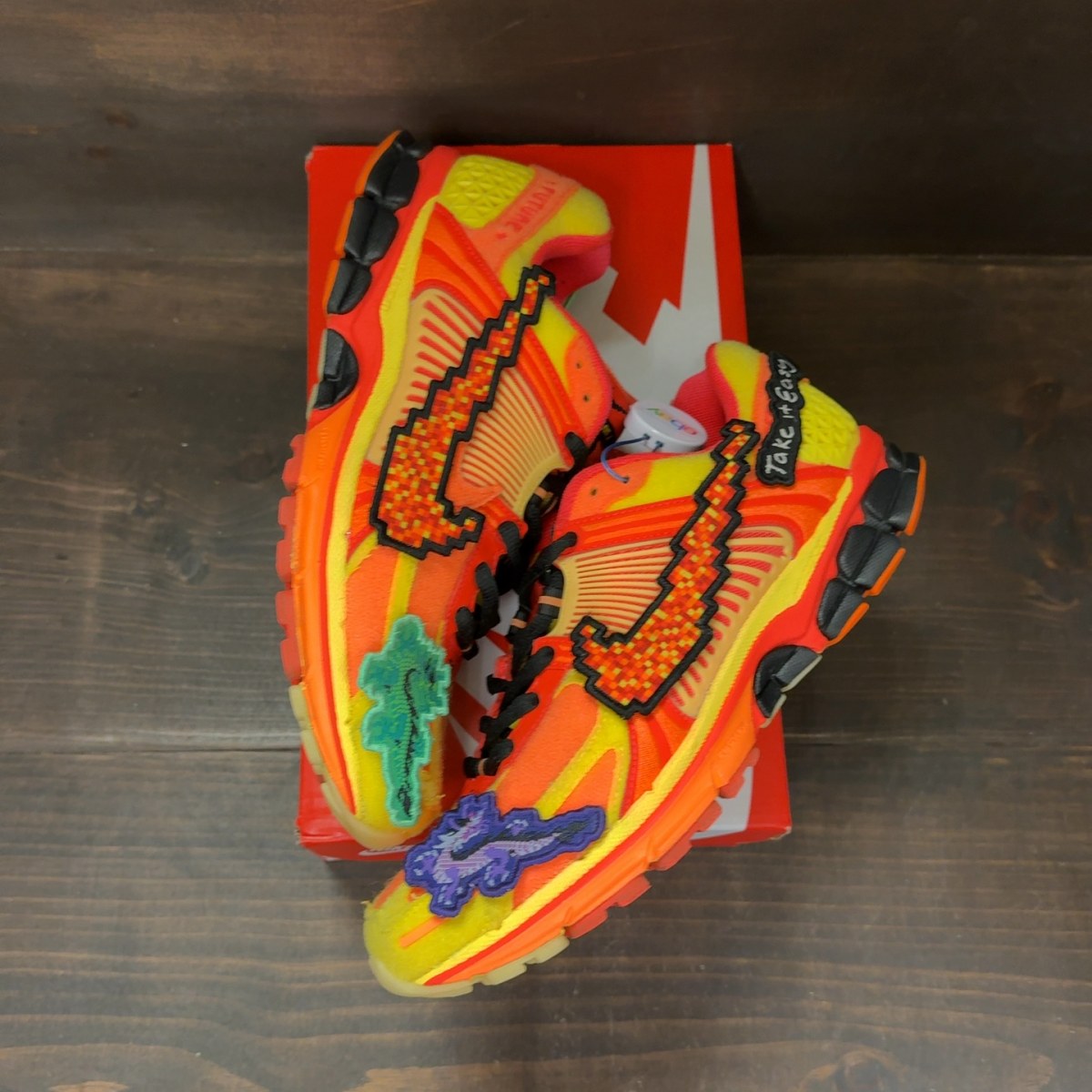 Nike Zoom Vomero 5 Doernbecher Size 10 (Pre-Owned) - Image 2