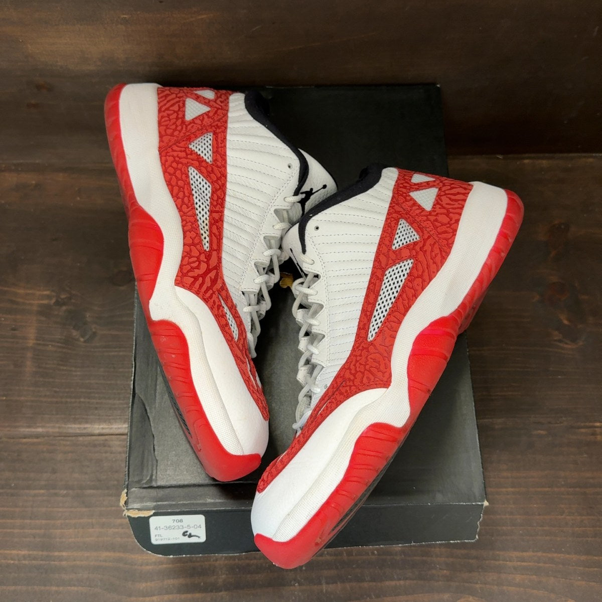 Jordan 11 Retro Low IE White Gym Red - Image 2