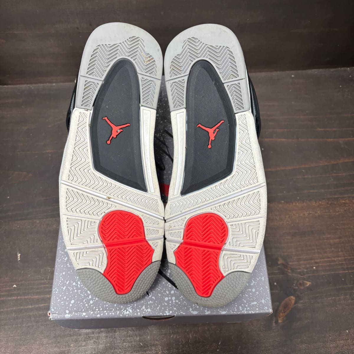 Jordan 4 Retro Infrared Size 10.5 (Pre-Owned) - box