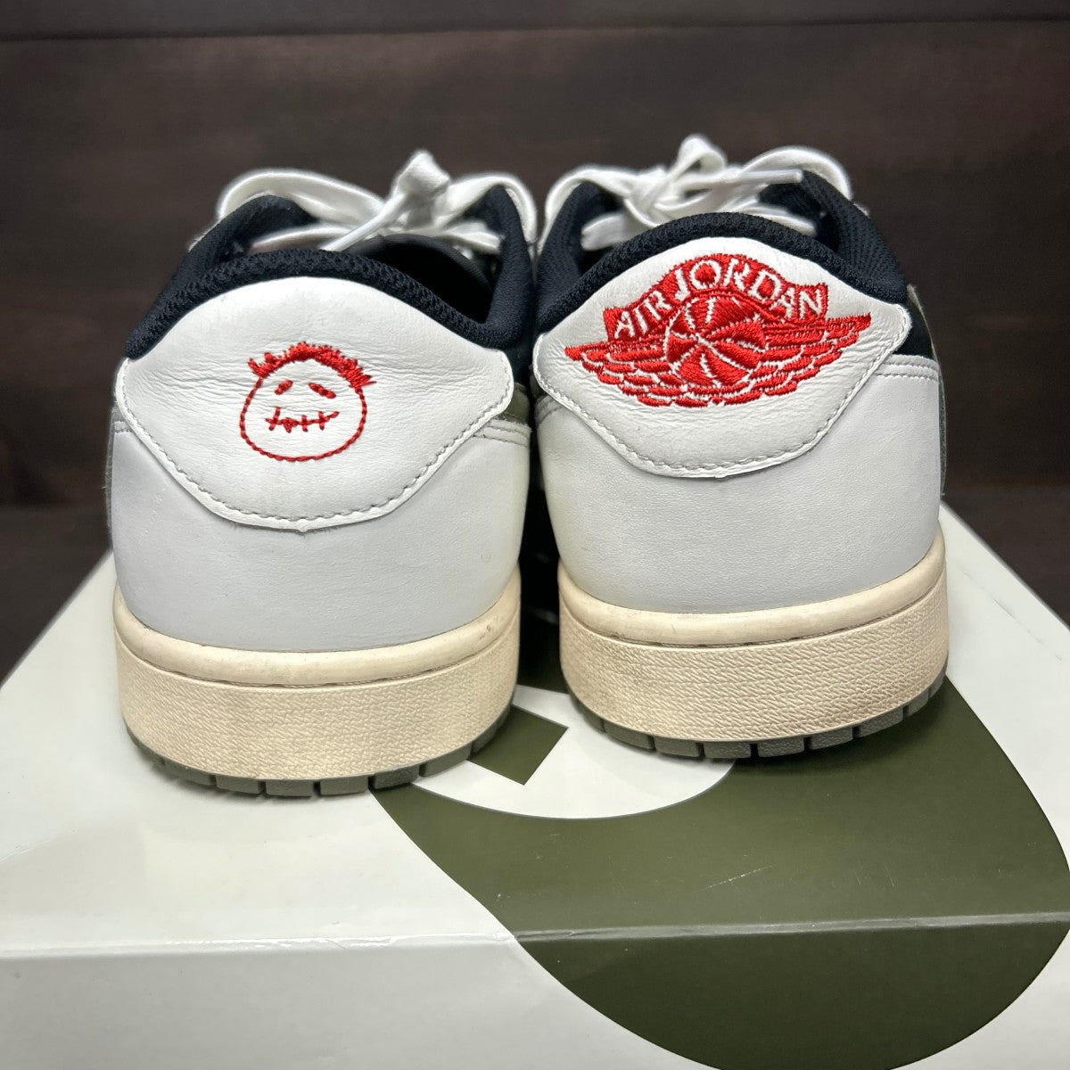 Jordan 1 Retro Low OG SP Travis Scott Olive (Women's) - Image 5