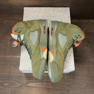 Jordan 5 Retro Olive (2024) Size 10.5 (Pre-Owned) - aux