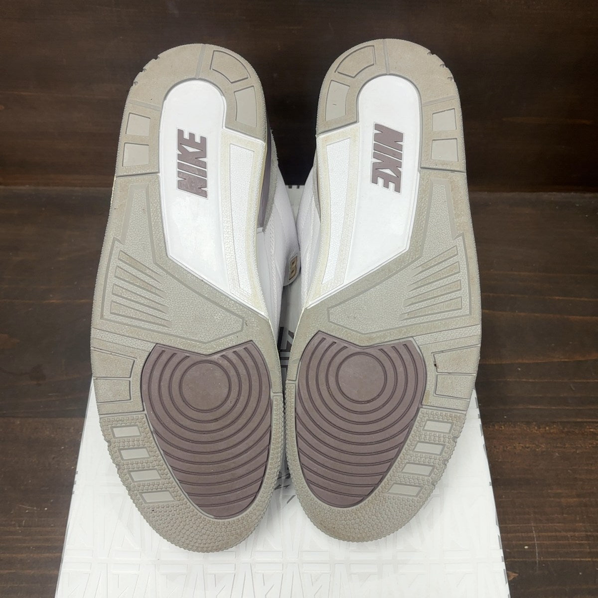 Jordan 3 Retro SP A Ma Maniére (Women's) - Image 6