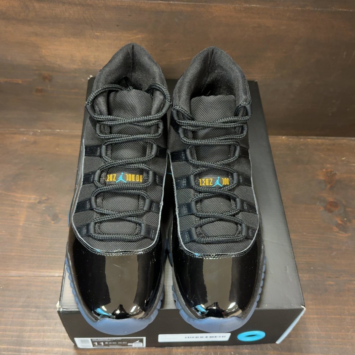 Jordan 11 Retro Gamma Blue (2025) Size 11.5 (Pre-Owned) - tag