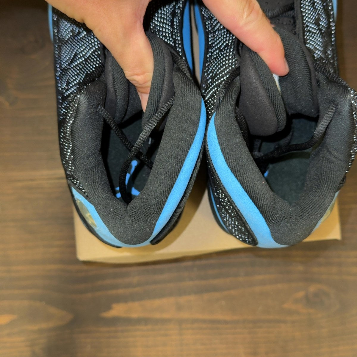 Jordan 13 Retro Black University Blue Size 10.5 - Image 6