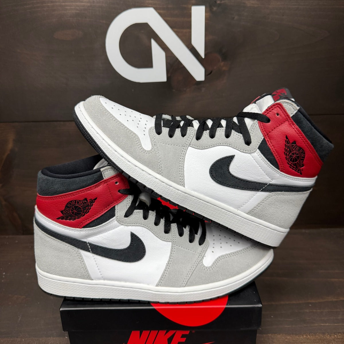 Jordan 1 Retro High Light Smoke Grey - Image 1