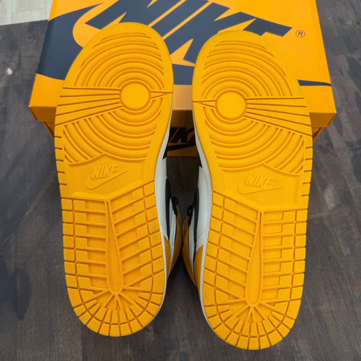 Jordan 1 Retro High OG Taxi - Image 6