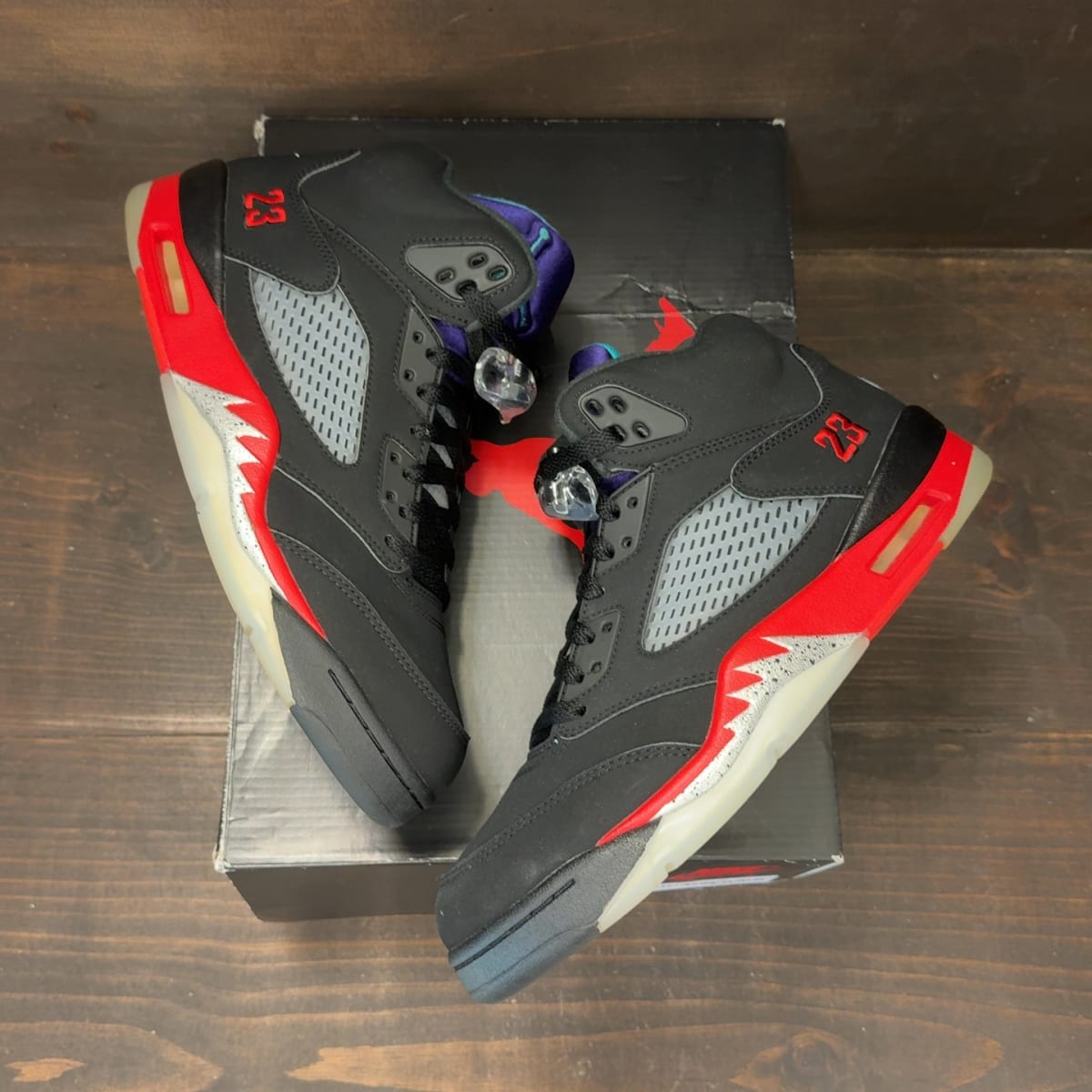 Jordan 5 Retro Top 3 Size 9.5 (Pre-Owned) - back