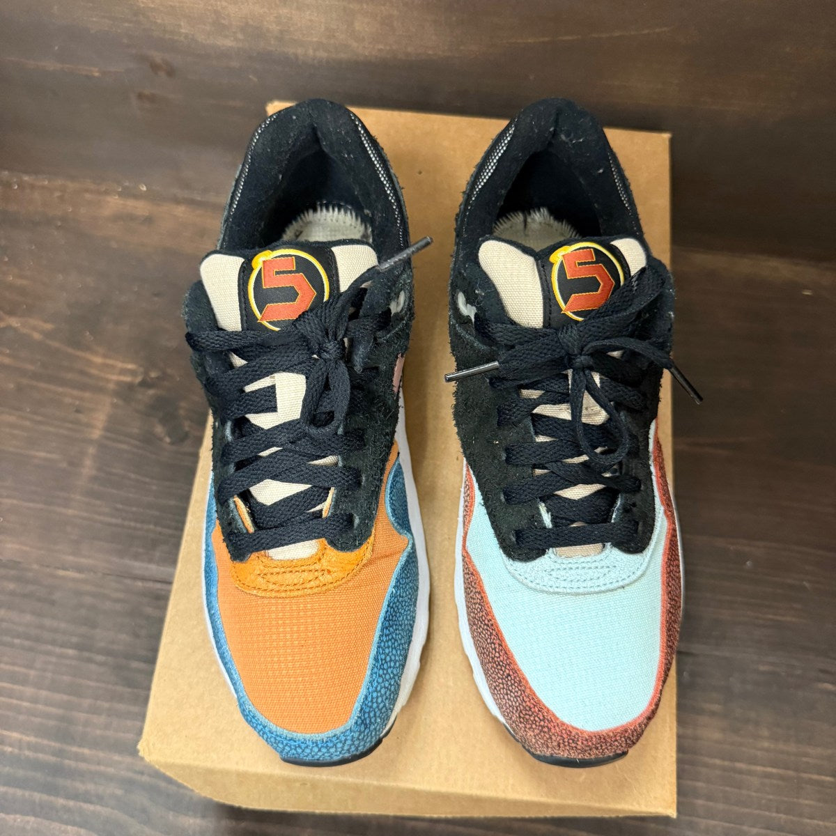 Nike Air Max 1 Swipa (GS) Size 7Y (Pre-Owned) - Image 3