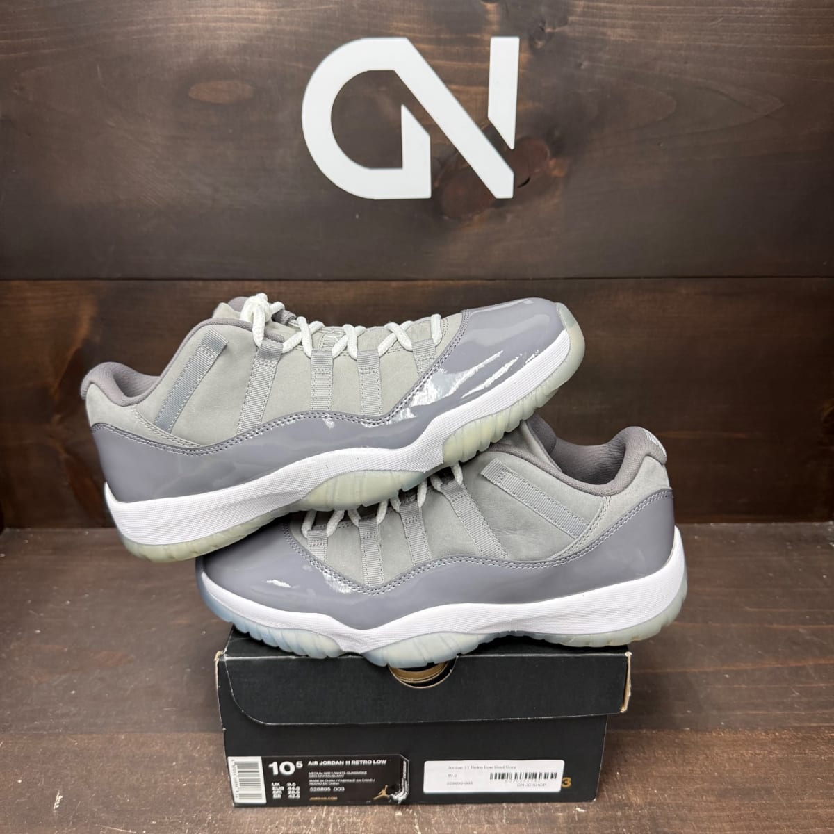 Jordan 11 Retro Low Cool Grey Size 10.5 - front