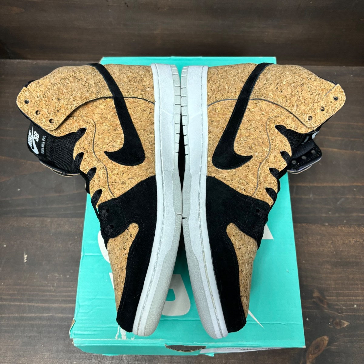 Nike SB Dunk High Cork - Image 4