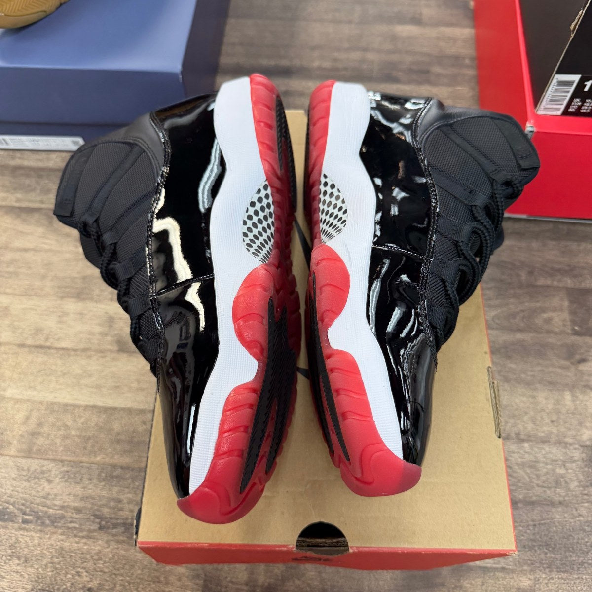 Jordan 11 Retro Playoffs Bred (2019) - Image 5