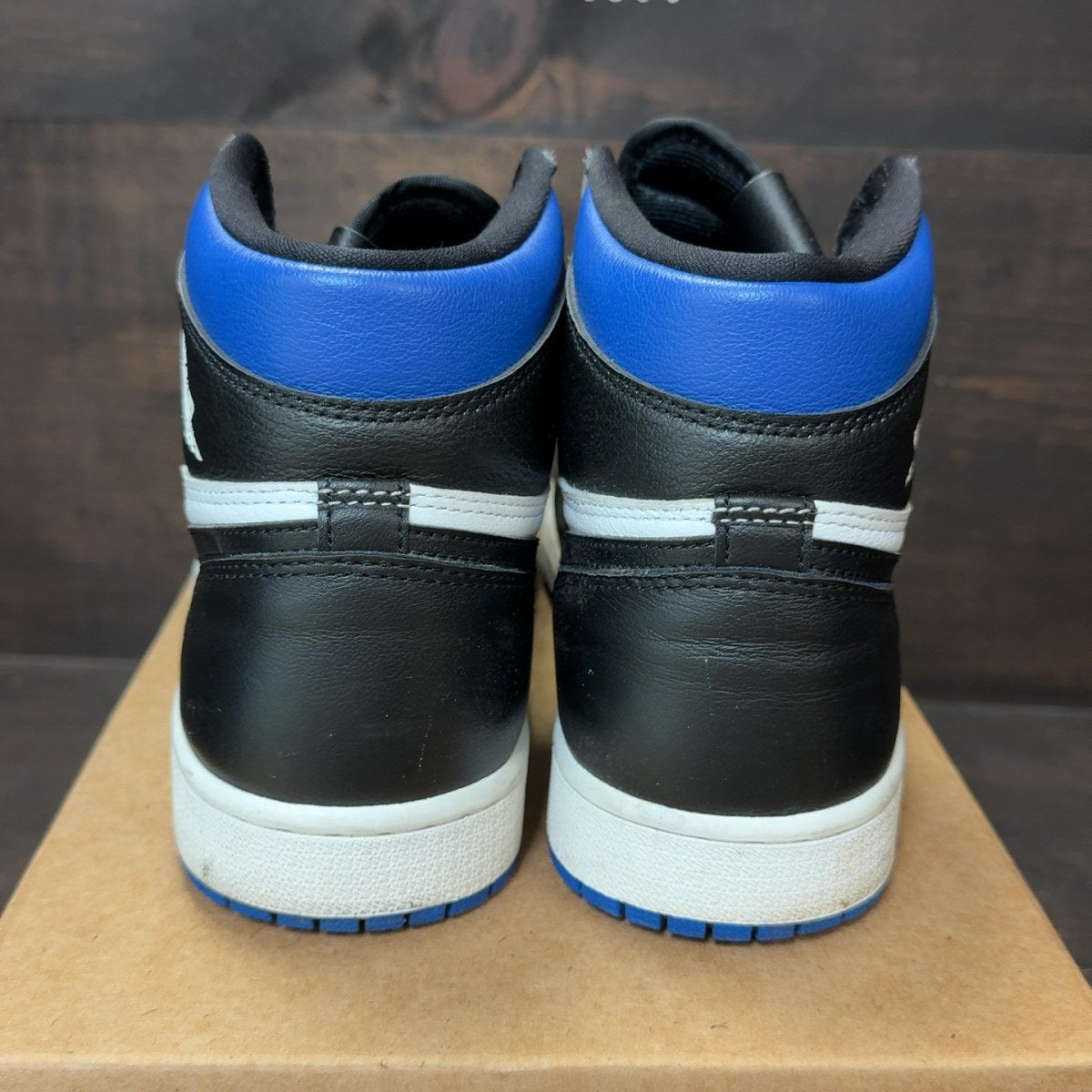 Jordan 1 Retro High Royal Toe Size 9.5 (Pre-Owned) - Image 5