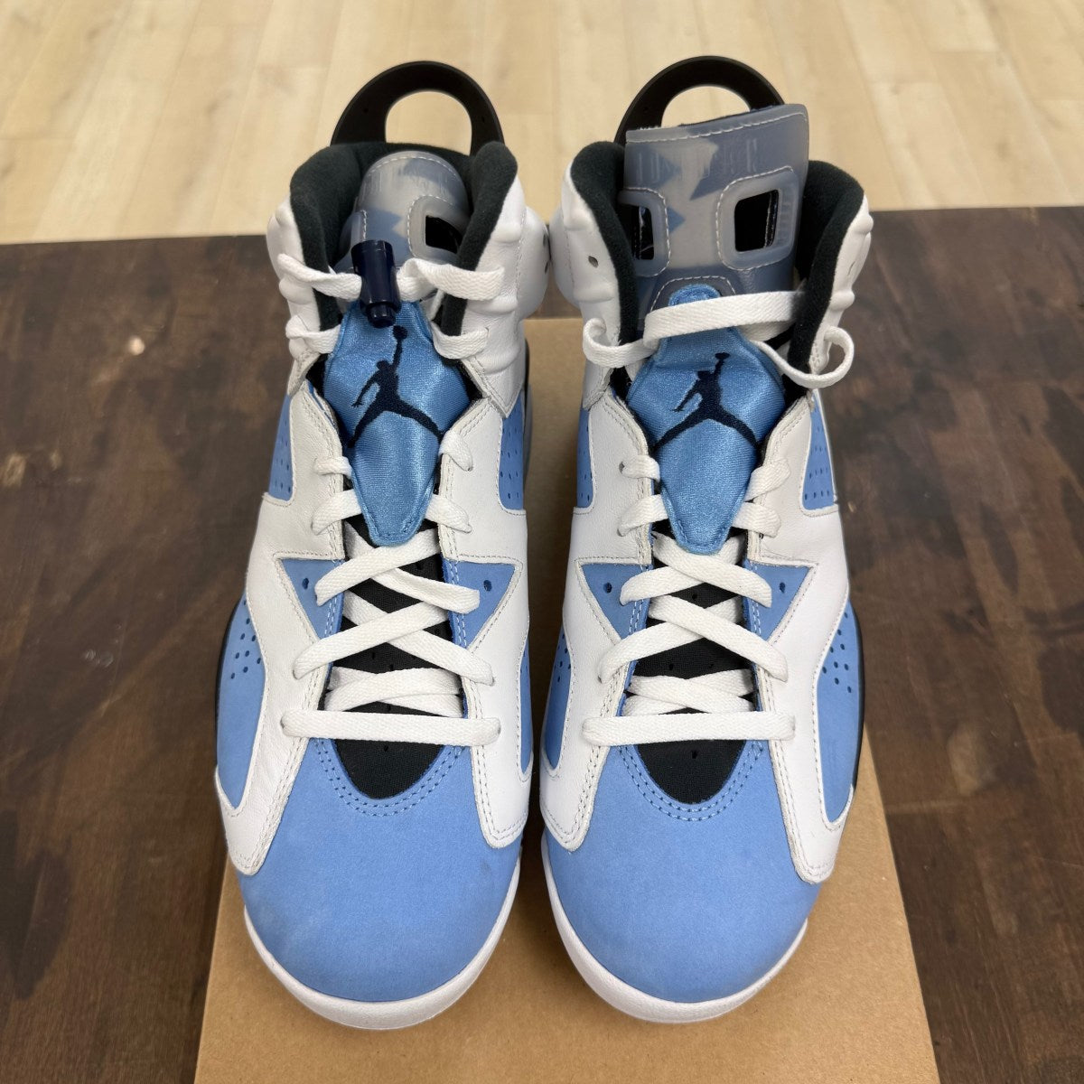 Jordan 6 Retro UNC White Size 10.5 (Pre-Owned) - Image 4