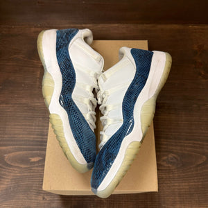 Jordan 11 Retro Low Snake Navy (2019) Size 11 (Pre-Owned) - Image 2