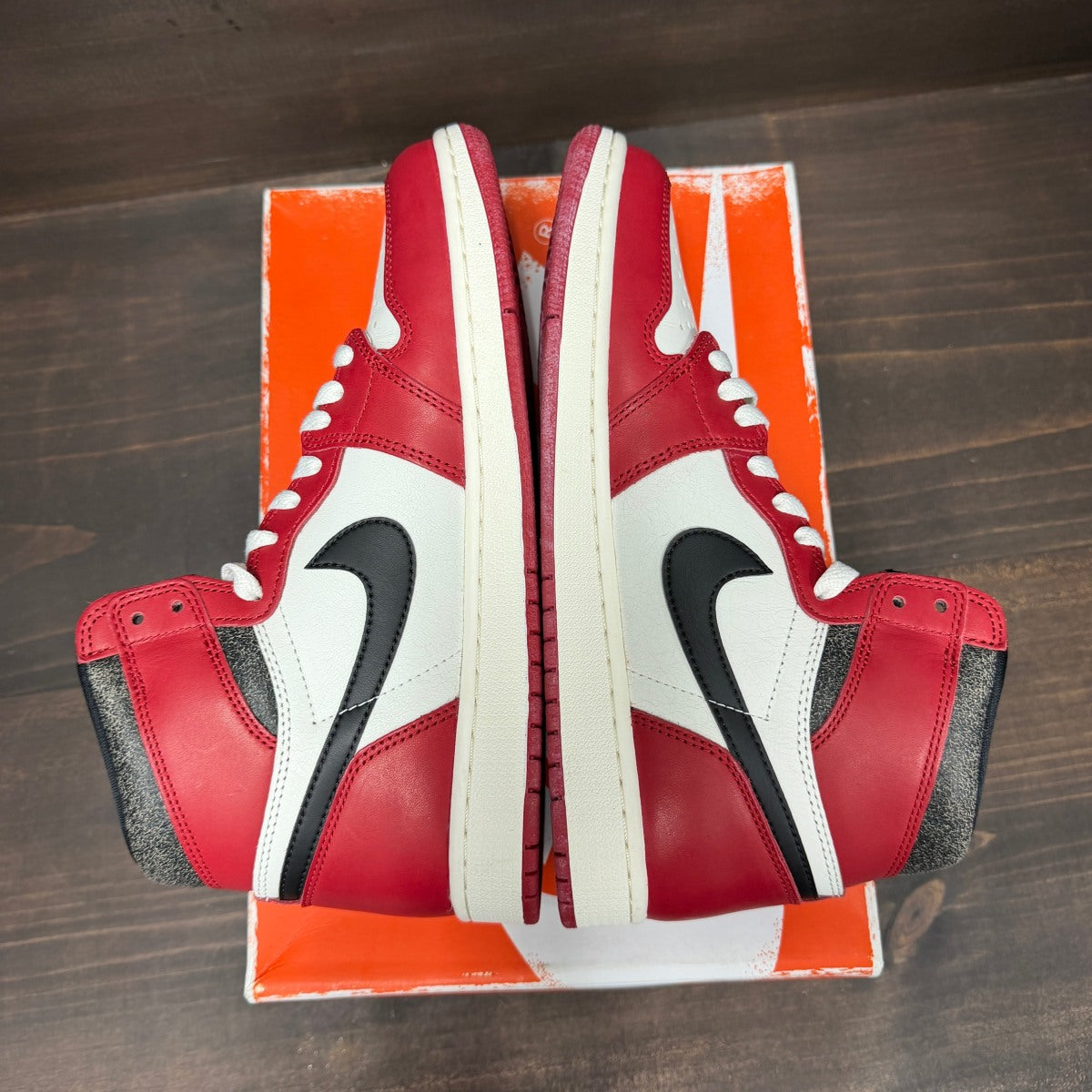 Jordan 1 Retro High OG Chicago Lost and Found - Image 5