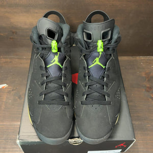 Jordan 6 Retro Electric Green Size 11 (Pre-Owned) - tag