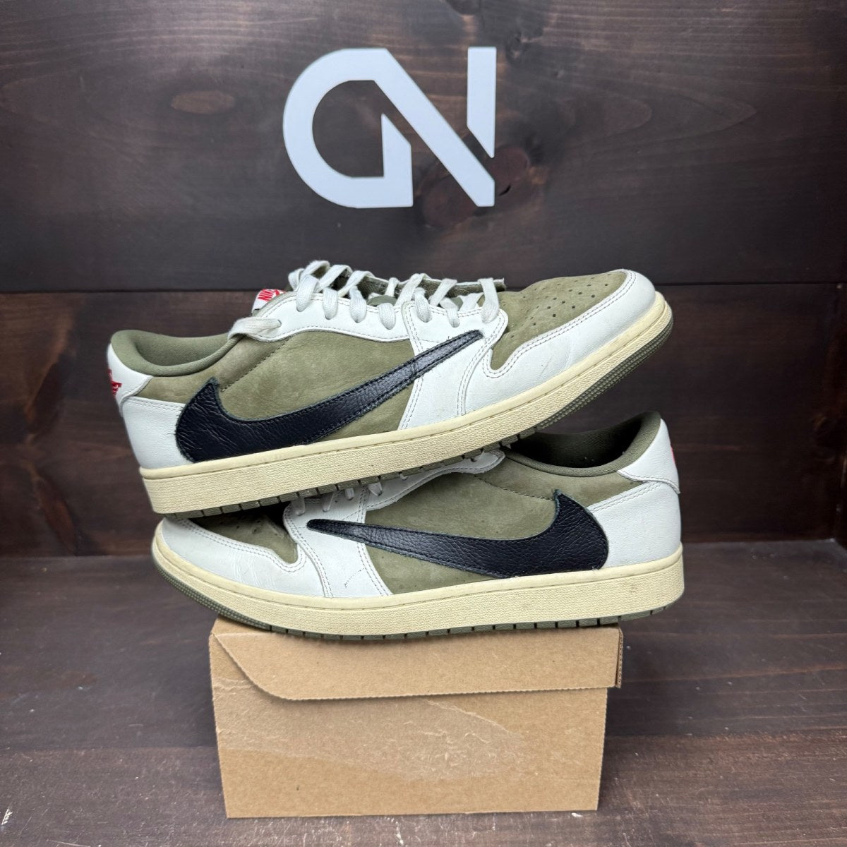 Jordan 1 Retro Low OG SP Travis Scott Medium Olive Size 12.5 (Pre-Owned) - Image 1